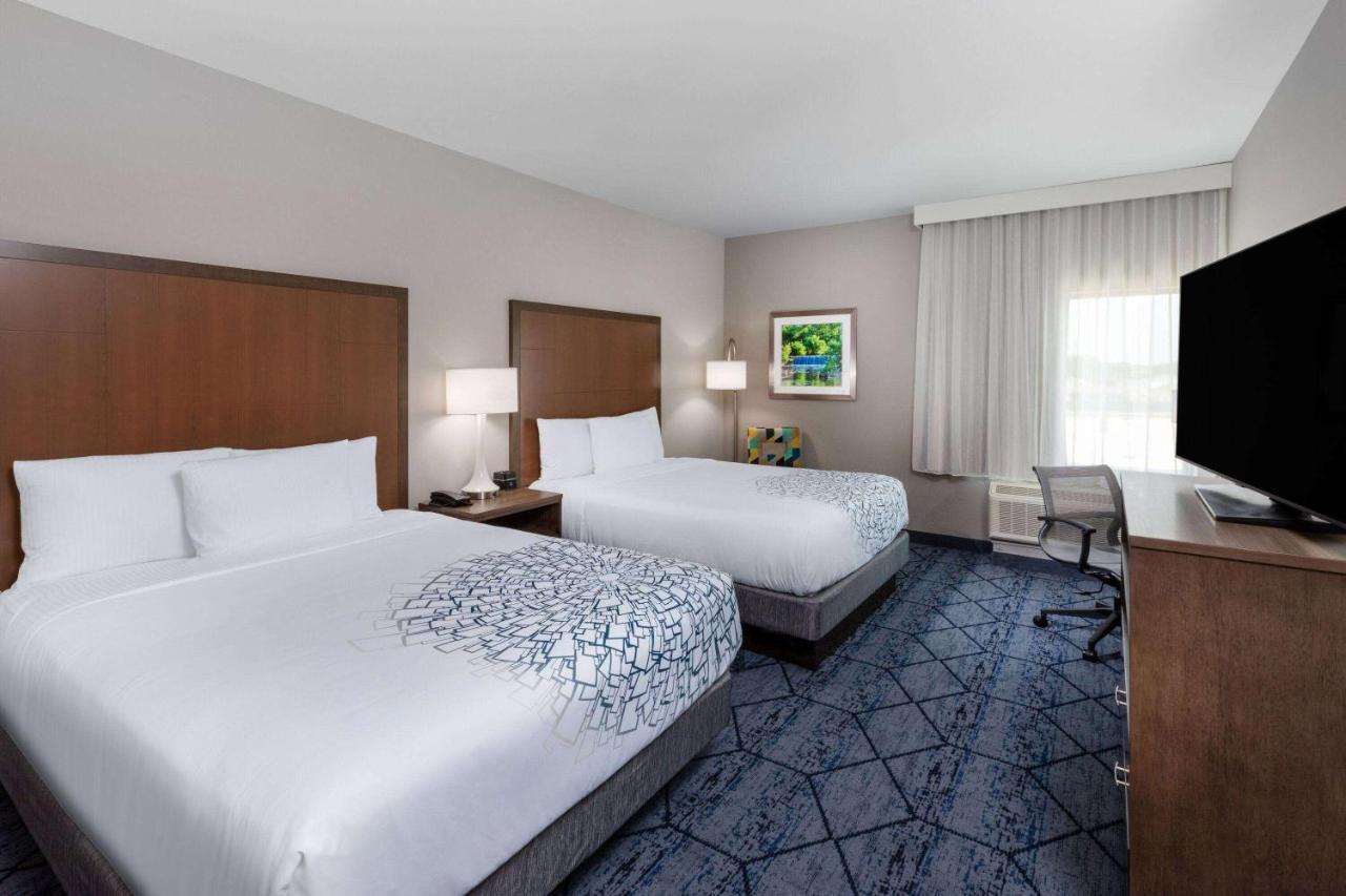 La Quinta Inn & Suites By Wyndham Round Rock Near Kalahari Exterior foto